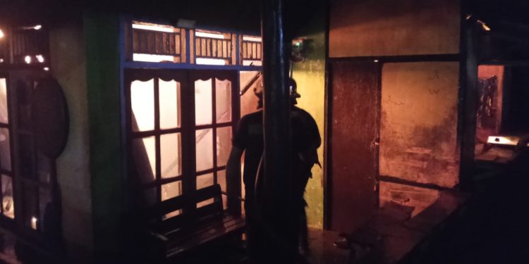 Dini Hari, Rumah Warga Pandeglang Terbakar, Kerugian Ditaksir Rp120 Juta