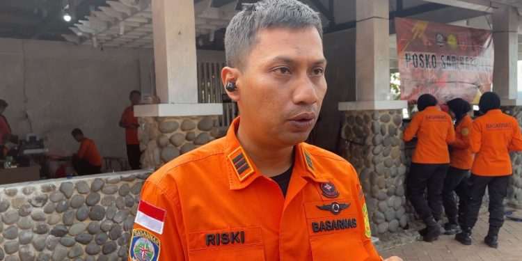 Hari Kedua Pencarian Lima Jurnalis, Lima Kapal Sisir 271 Mil Laut Selat Sunda