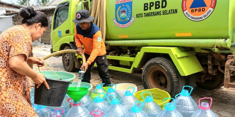 599 Keluarga di Tangsel Terdampak Kekeringan, 44 Ribu  Liter Air Didistribusikan per Hari