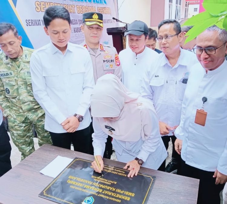 Ketua DPRD Pandeglang Minta Jurnalis Turut Mengawasi Jalannya Roda Pemerintahan