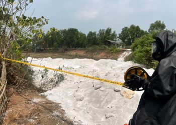 Brimob Polda Banten Temukan Potasium-40 di Tumpukan Limbah B3 Cikande