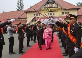 Kapolresta Serang Kota Pimpin Pelepasan Wisuda Purnabakti Polri