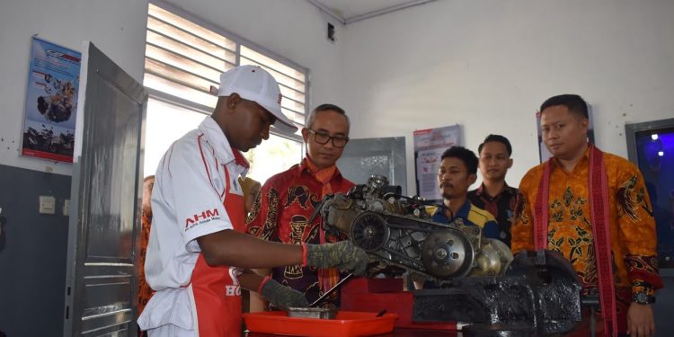 Astra Honda