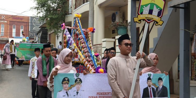 panjang mulud Kota Serang