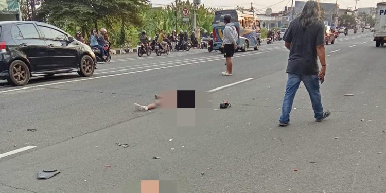 Kecelakaan di Depan Kantor Kemenag Banten, Pengendara Motor Tewas, Penumpang Luka Berat