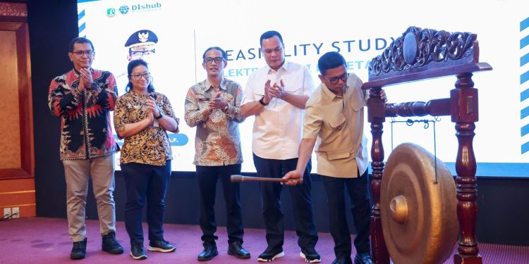 elektrifikasi KRL Rangkasbitung-Merak