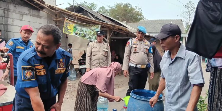 Bantuan air bersih