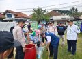 Polsek Kresek Distribusikan Air Bersih