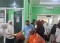 Rakyat memberi