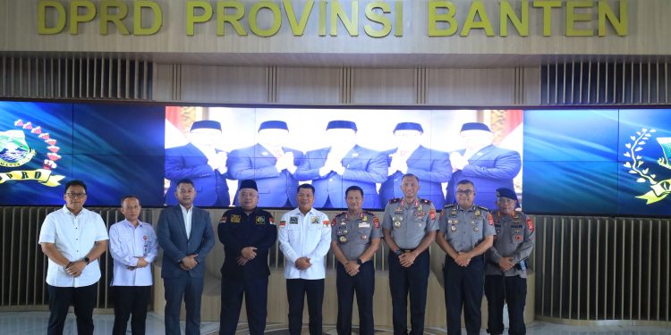 Kapolda Banten Hendra Kurniawan